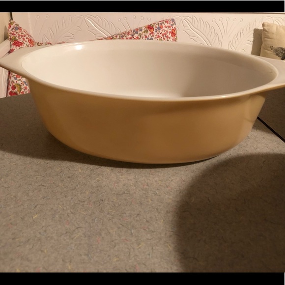 Rare vintage peach Pyrex baking dish - Picture 2 of 11